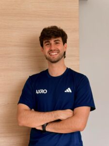 Javier Giménez, fisioterapeuta y entrenador de AkroSalud